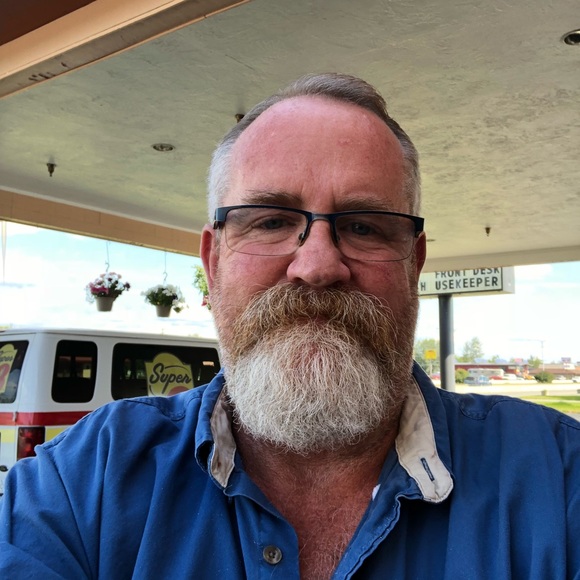 Meet your Posher, Rich - Picture 1 of 1